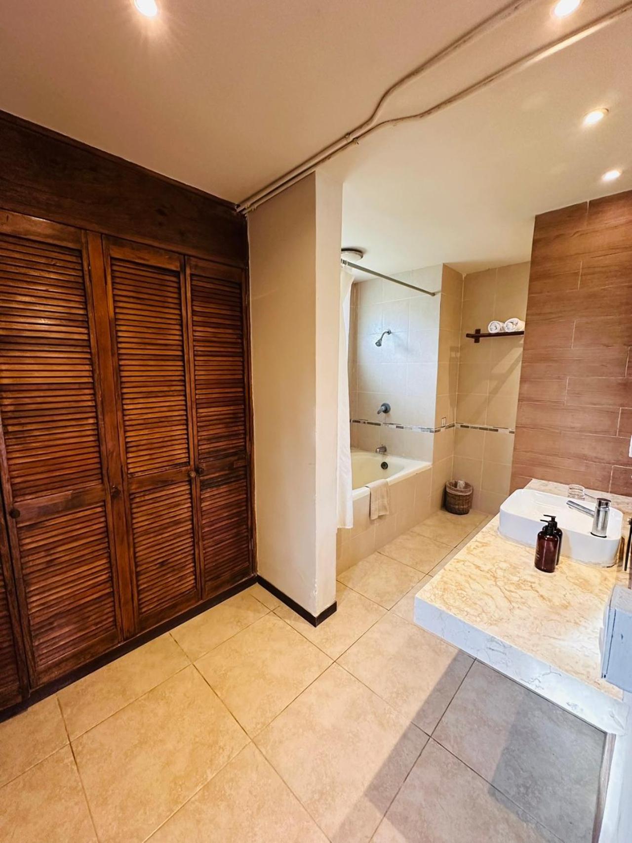 Mia Tulum Beachfront Resort - Ocean View Suites And Beach Club